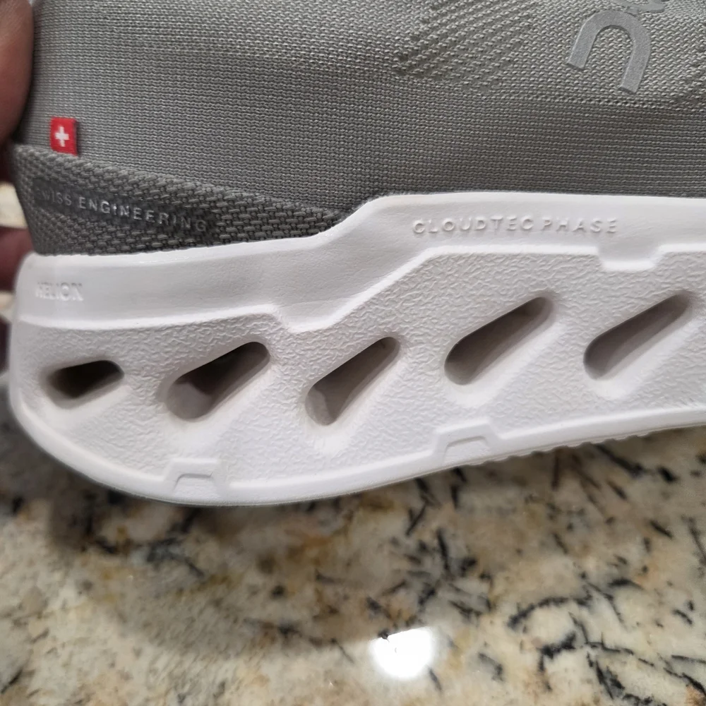 On Cloudeclipse Textile Trainer Women's Sneakers Size 9.5 - Picture 5 of 12